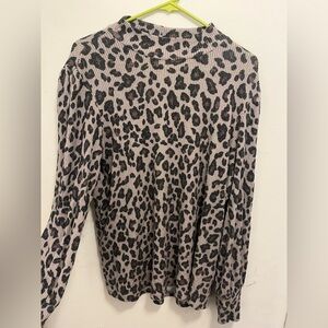 Cheetah print long sleeve shirt